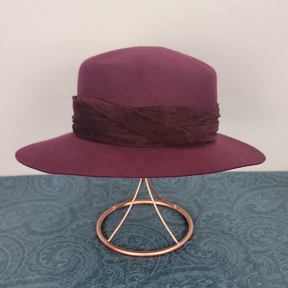 Georgette Kates Millinary Burgundy Felt Hat Inside Circumference 21.5